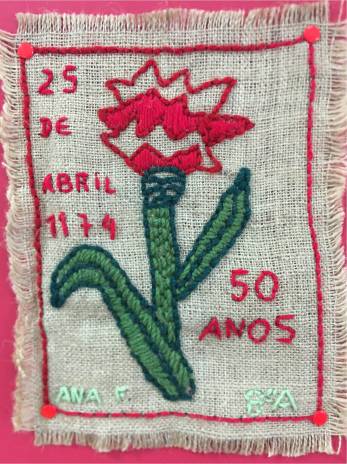 Departamento de Educação Especial / Trabalho realizado por uma aluna do 8.ºA, com apoio da respetiva DEE, alusivo à comemoração dos 50 anos do 25 de Abril